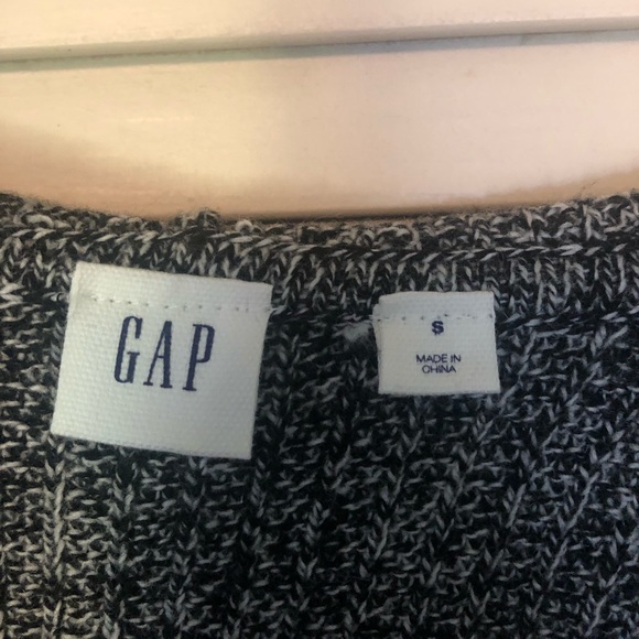 Cozy Hooded Sweater - Picture 2 of 3